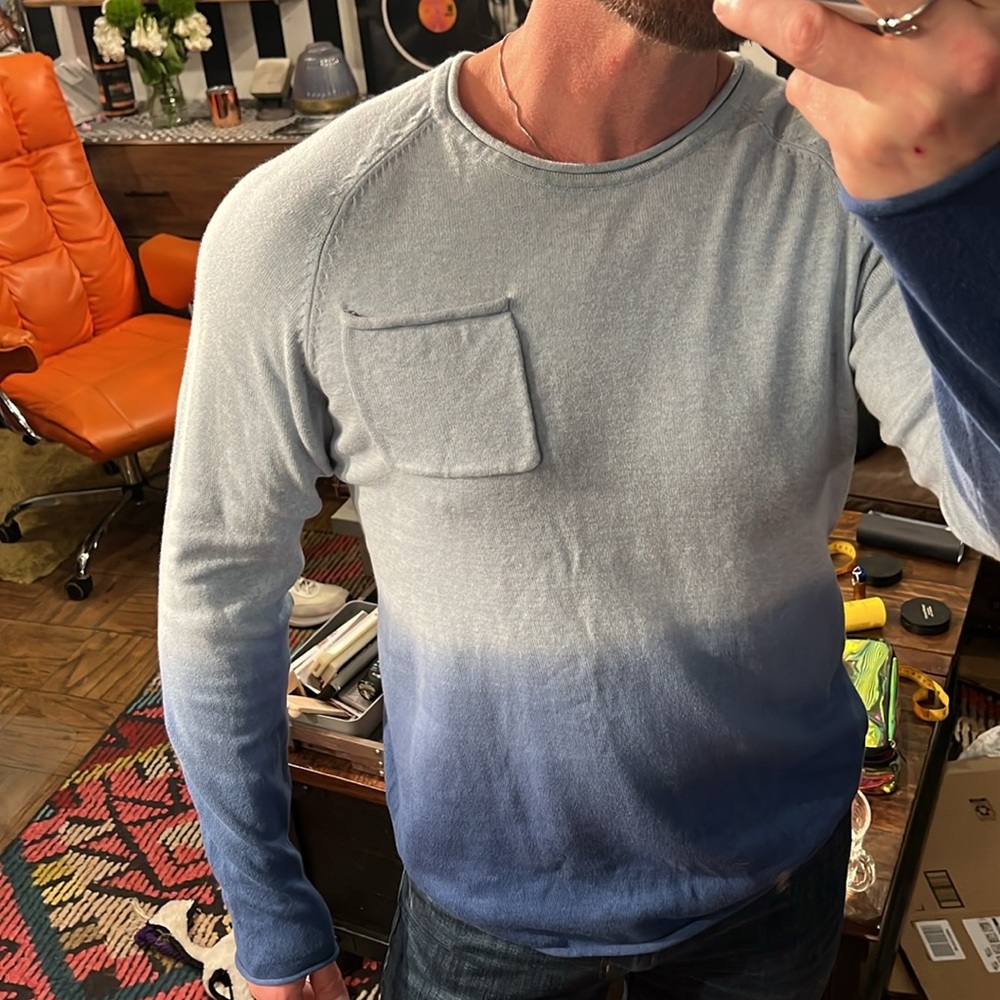 Blue ombré sweater men medium